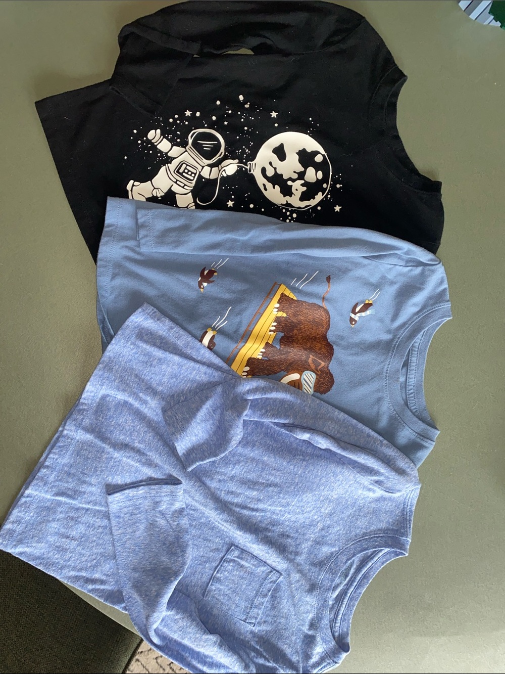 Kids long sleeve shirts - Black Astronaut & Blue Mammoth Designs